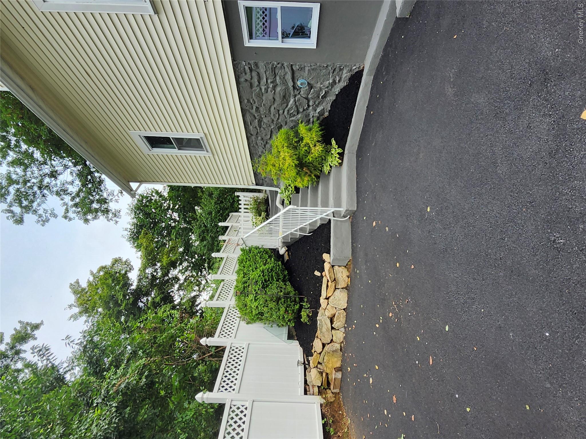 222 N Terry Hill Road – For Sale photo 3