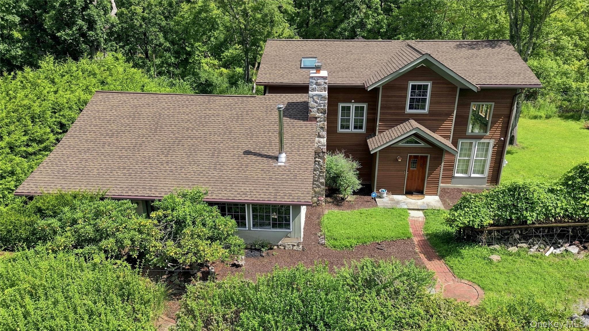 55 Interlochen Parkway – For Sale photo 4