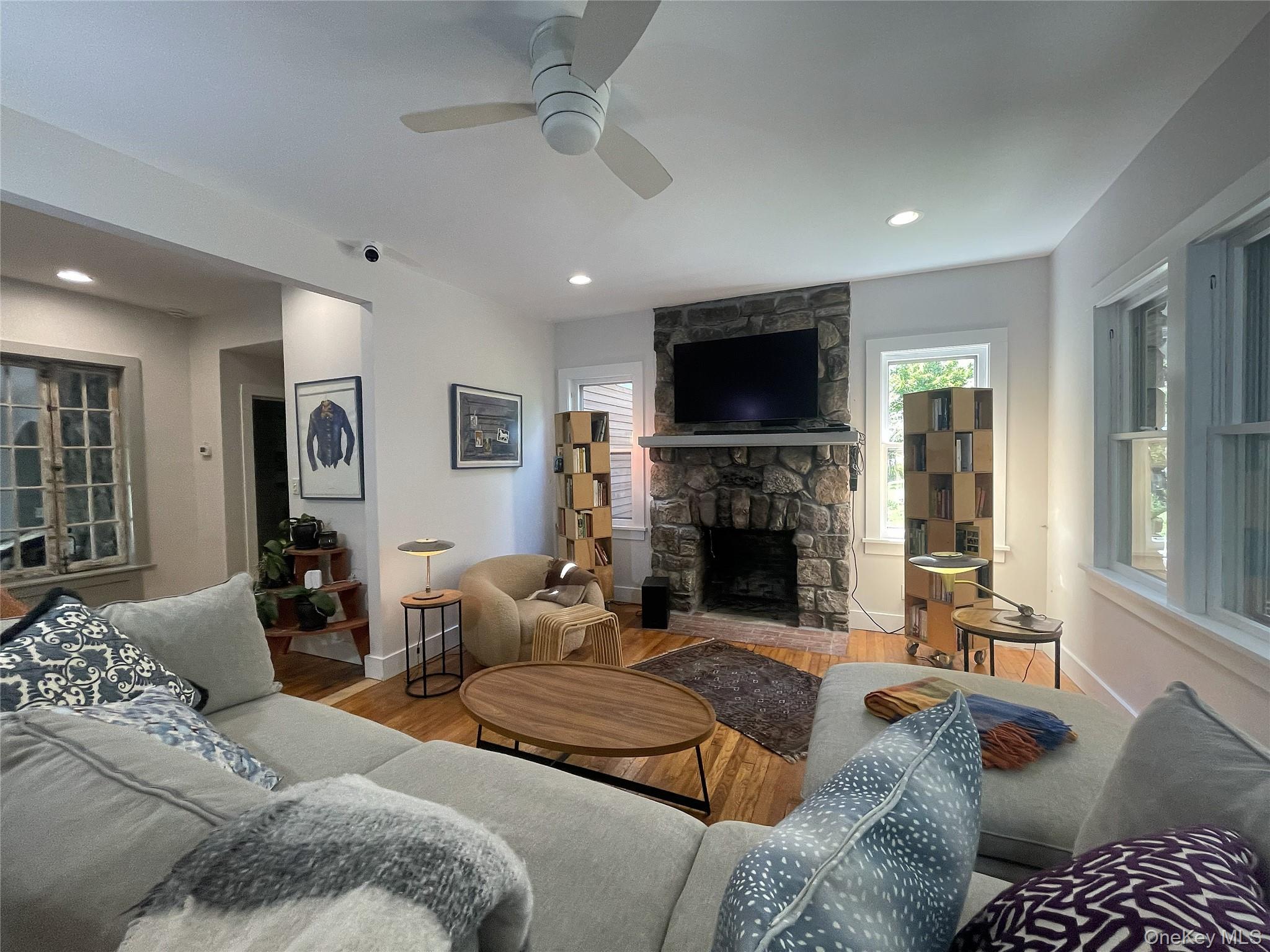 55 Interlochen Parkway – For Sale photo 16
