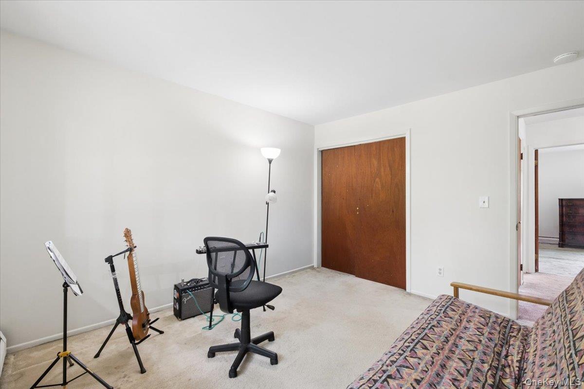 226 Coachlight Square – For Sale photo 26