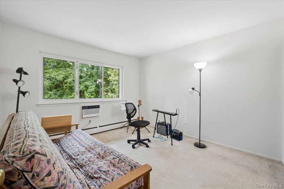 226 Coachlight Square – For Sale photo 25