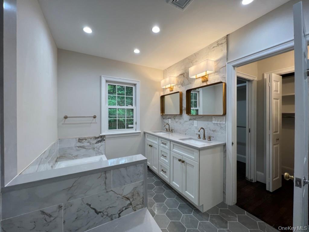 23 Matinecock Farms Road – For Rent photo 11