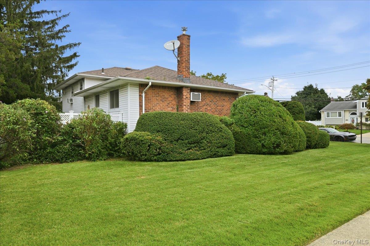 90 Grohmans Lane – For Sale photo 33