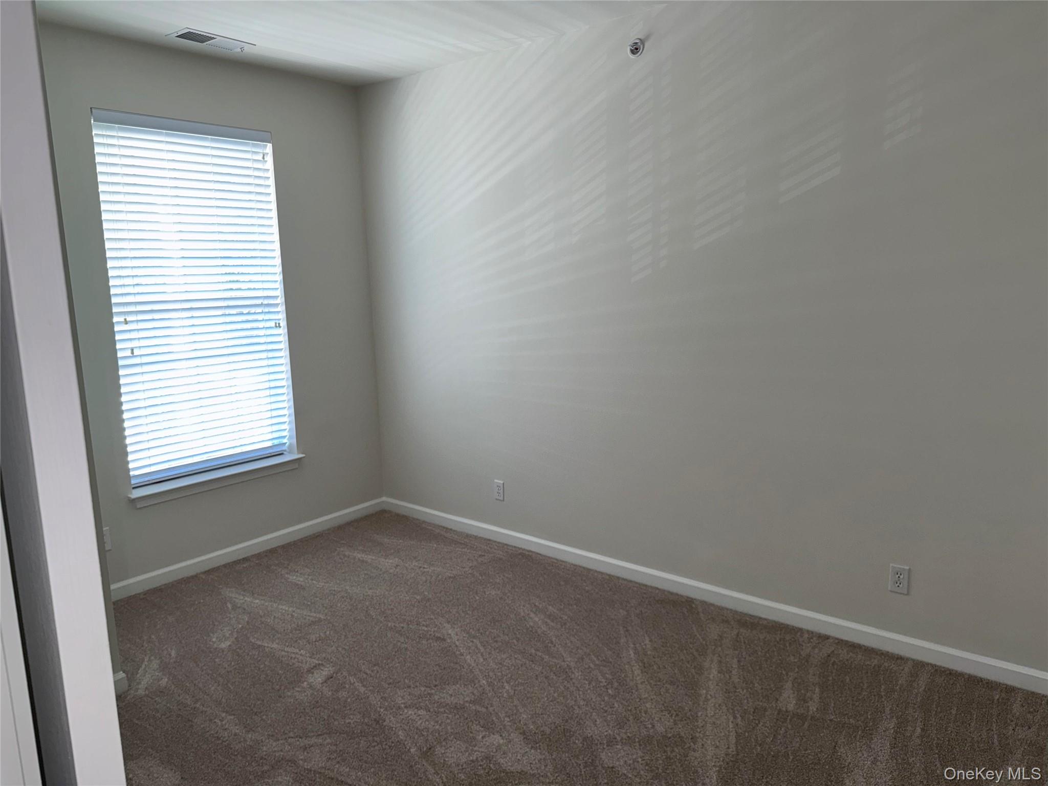 614 Saratoga Lane – For Rent photo 14