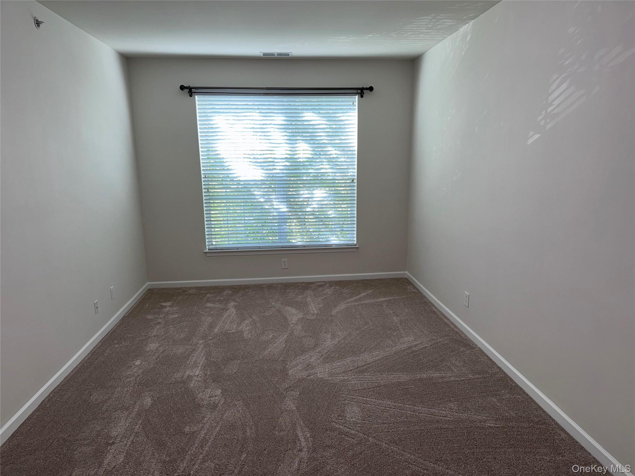 614 Saratoga Lane – For Rent photo 13