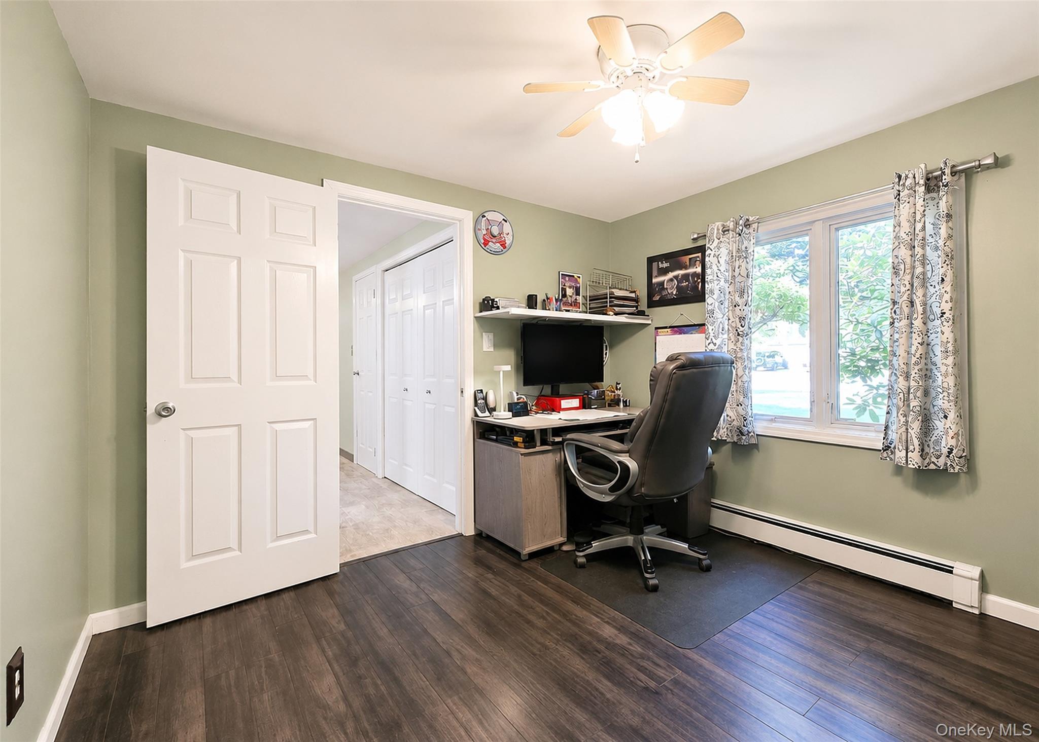 4 Halfcircle Drive – For Sale photo 15
