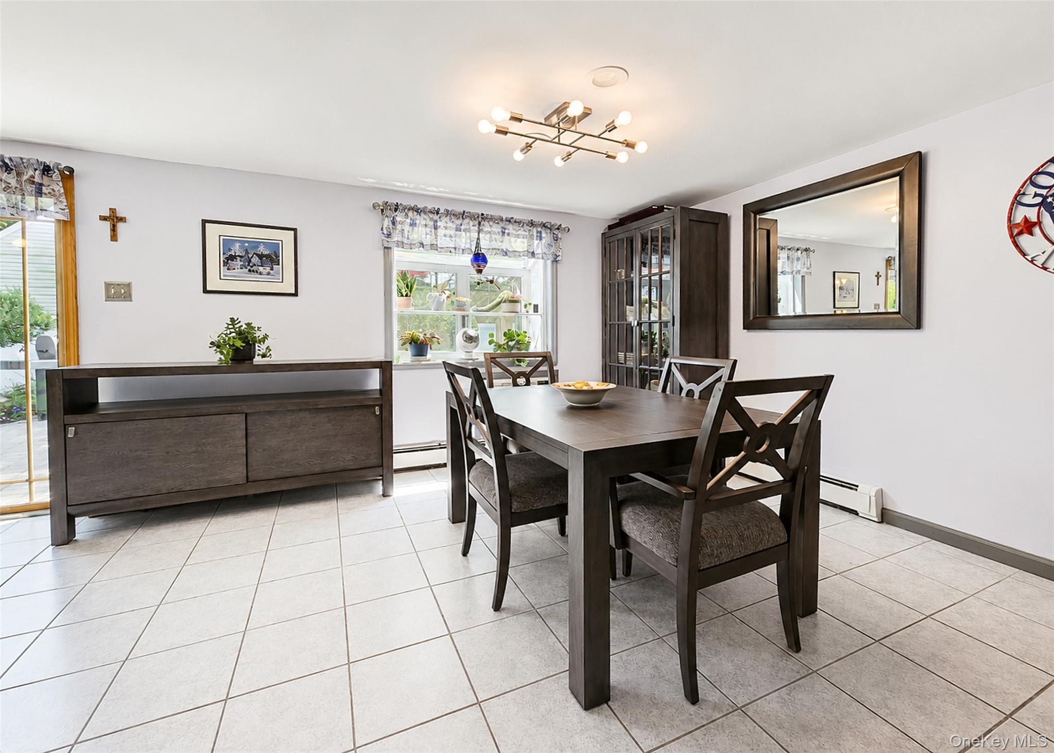 4 Halfcircle Drive – For Sale photo 10