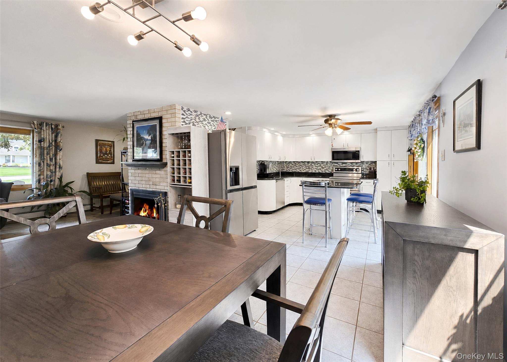 4 Halfcircle Drive – For Sale photo 11
