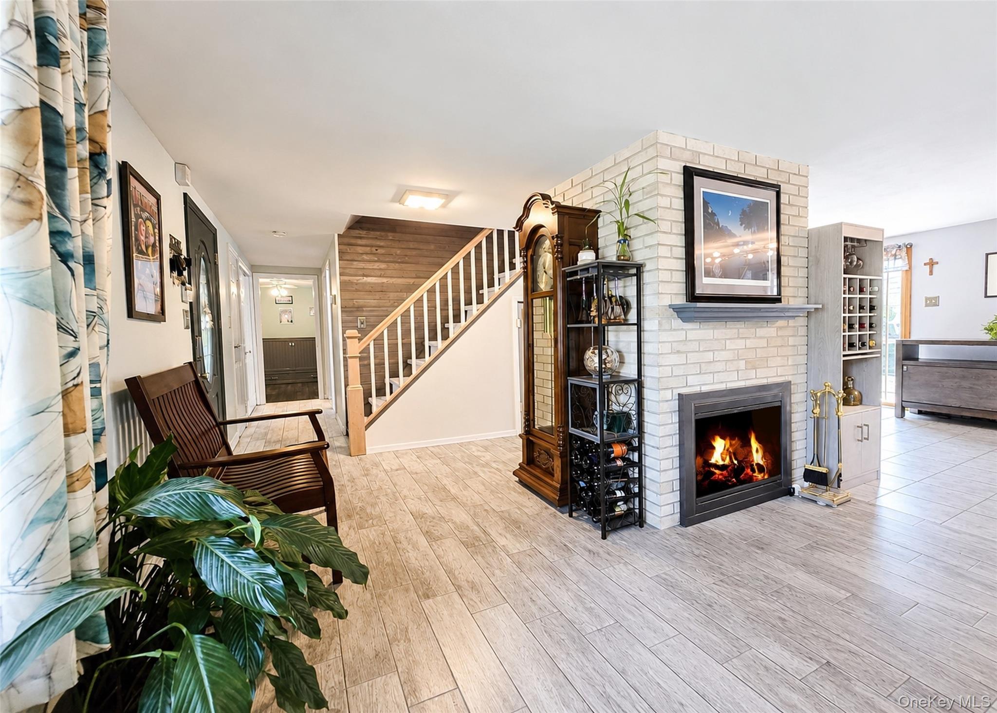 4 Halfcircle Drive – For Sale photo 6
