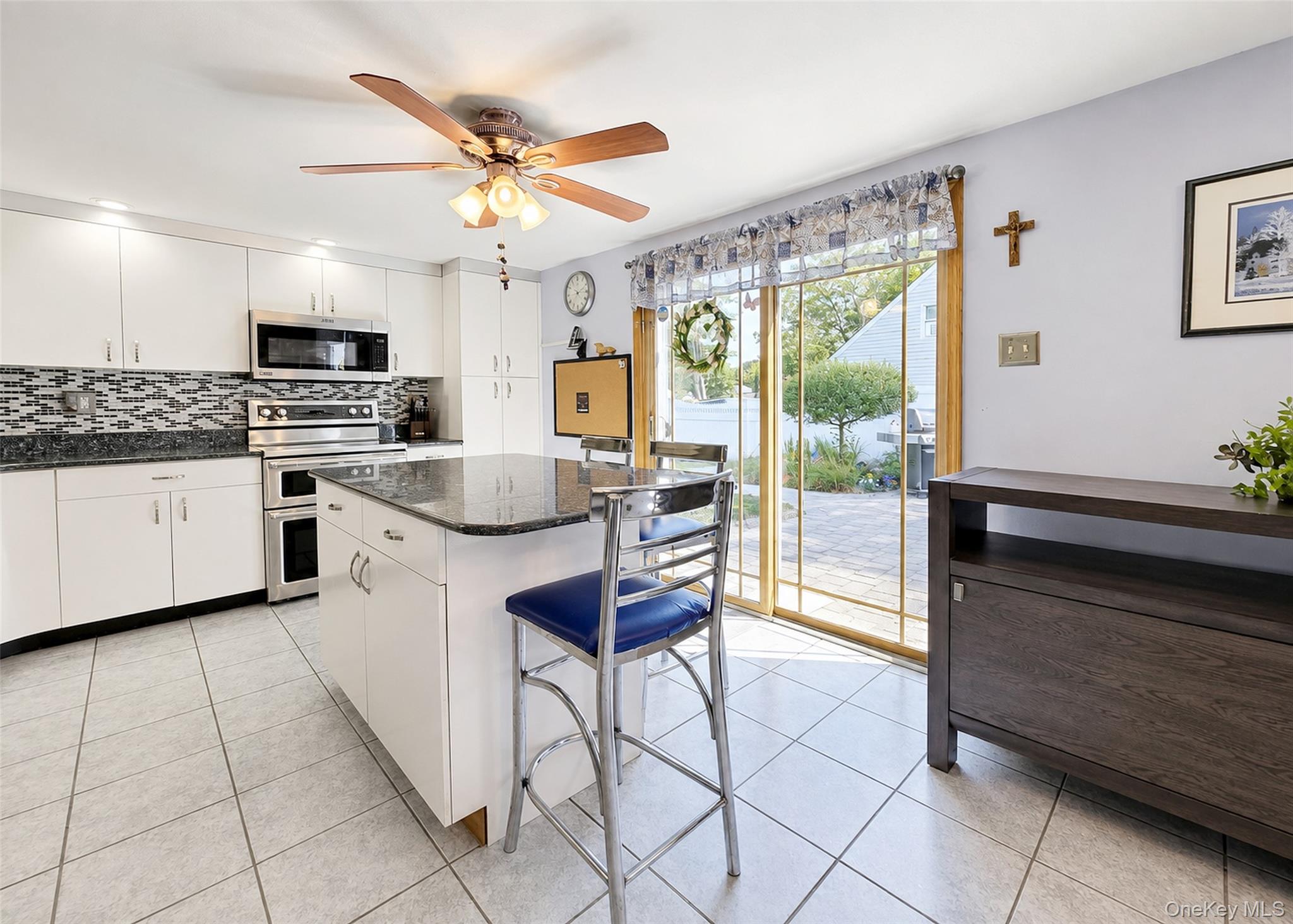 4 Halfcircle Drive – For Sale photo 9