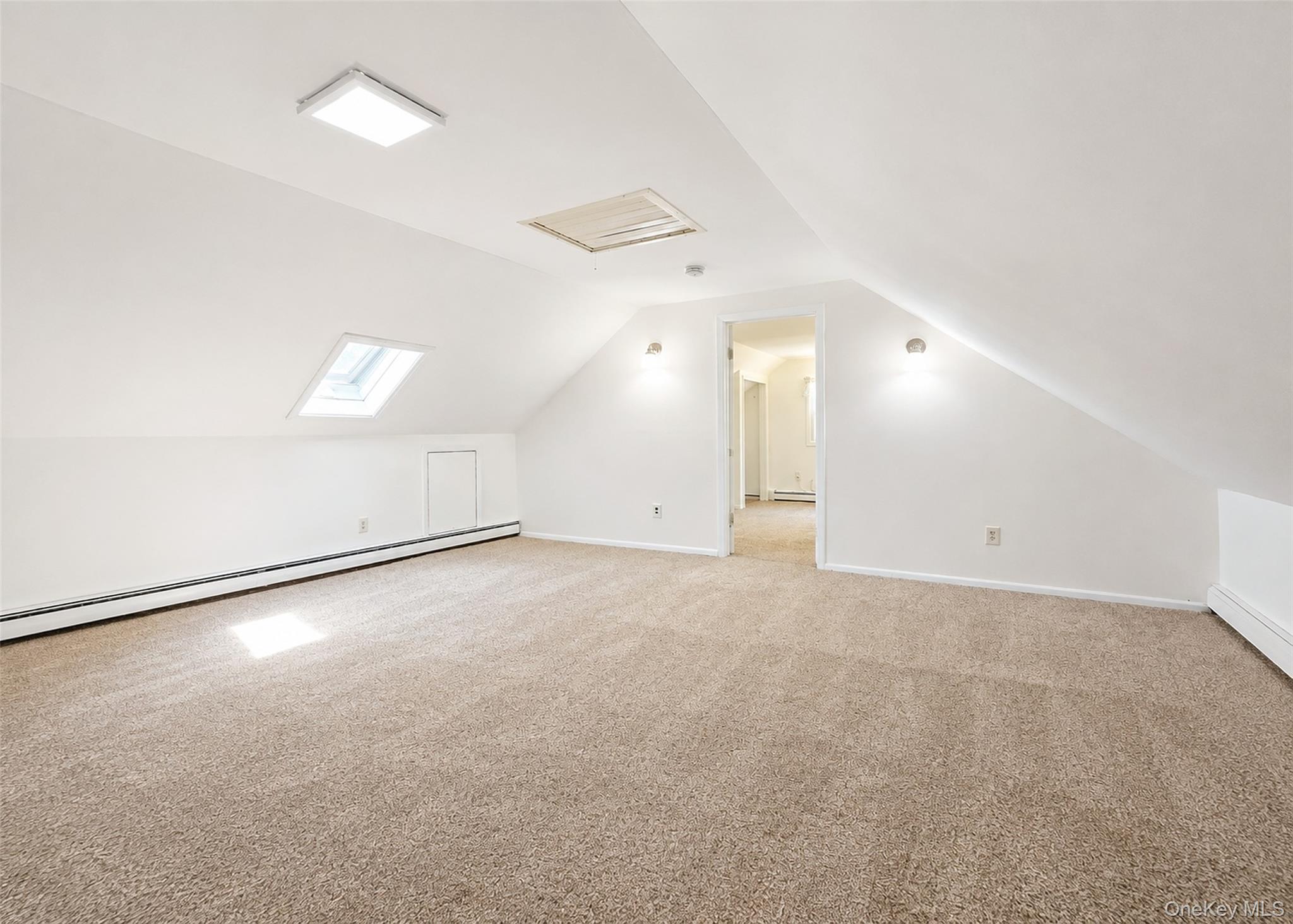 4 Halfcircle Drive – For Sale photo 12