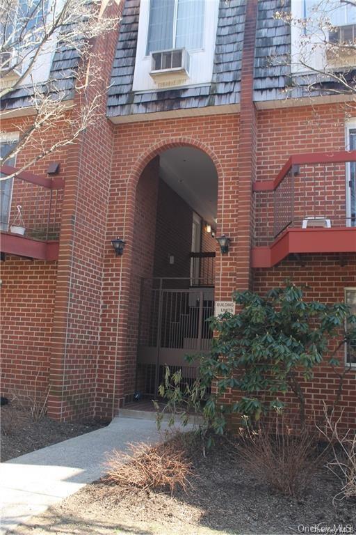 55 N. Broadway, Unit 3-13
