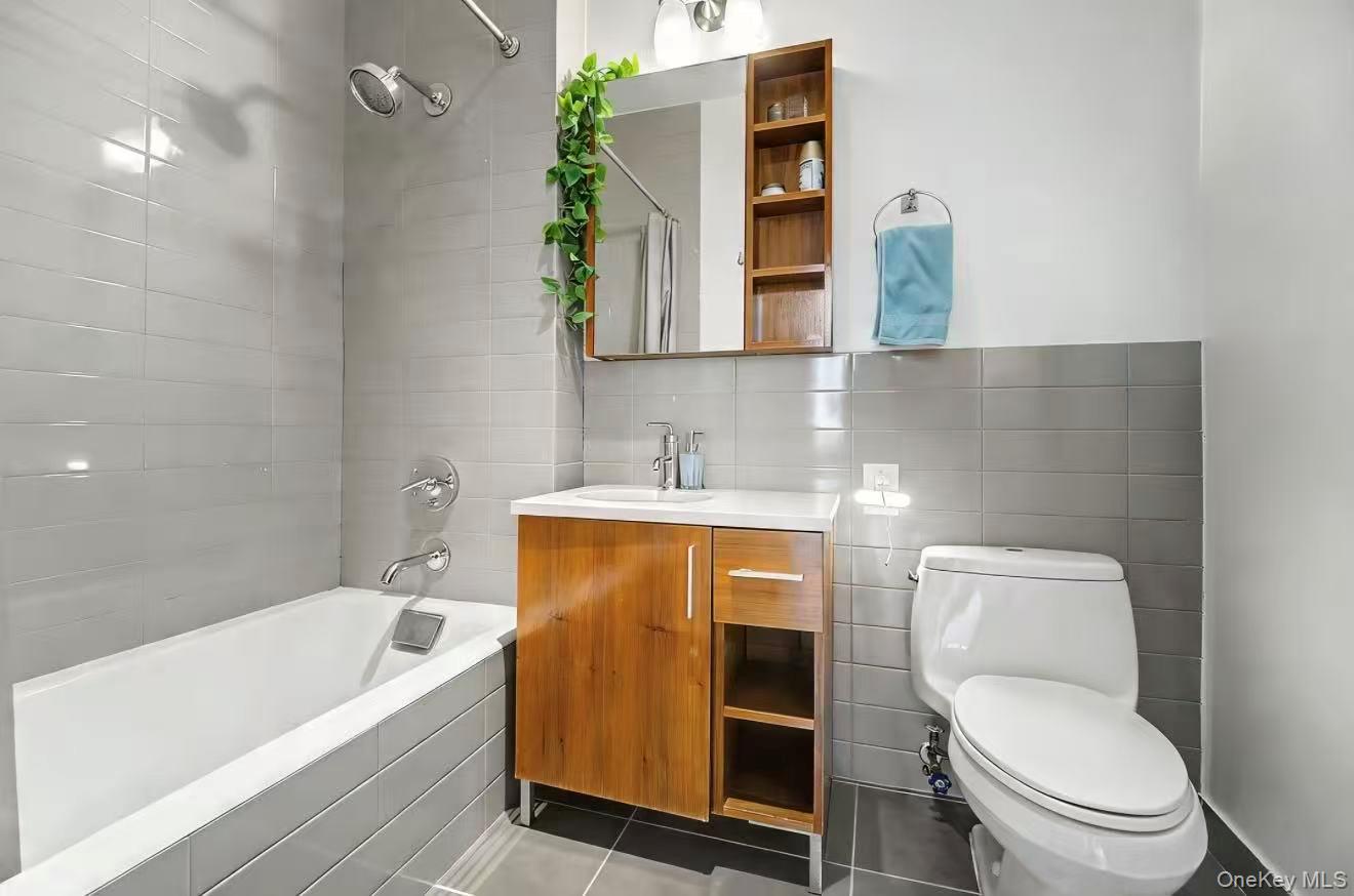 140-21 32nd Avenue Ave, Unit 1A photo 14