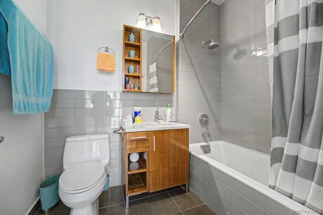 140-21 32nd Avenue Ave, Unit 1A photo 19