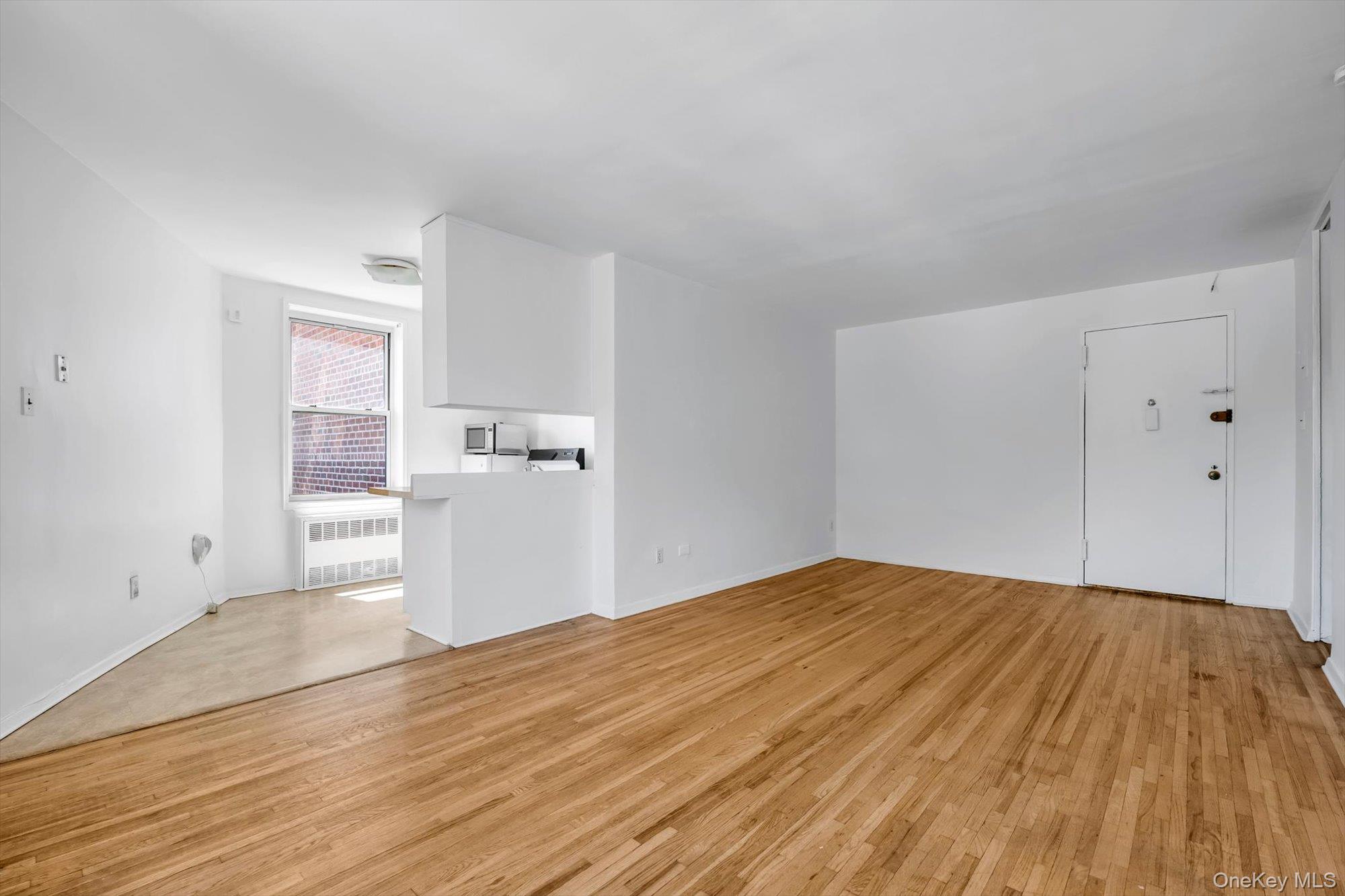 68-15 Selfridge Street, Unit J3 photo 2