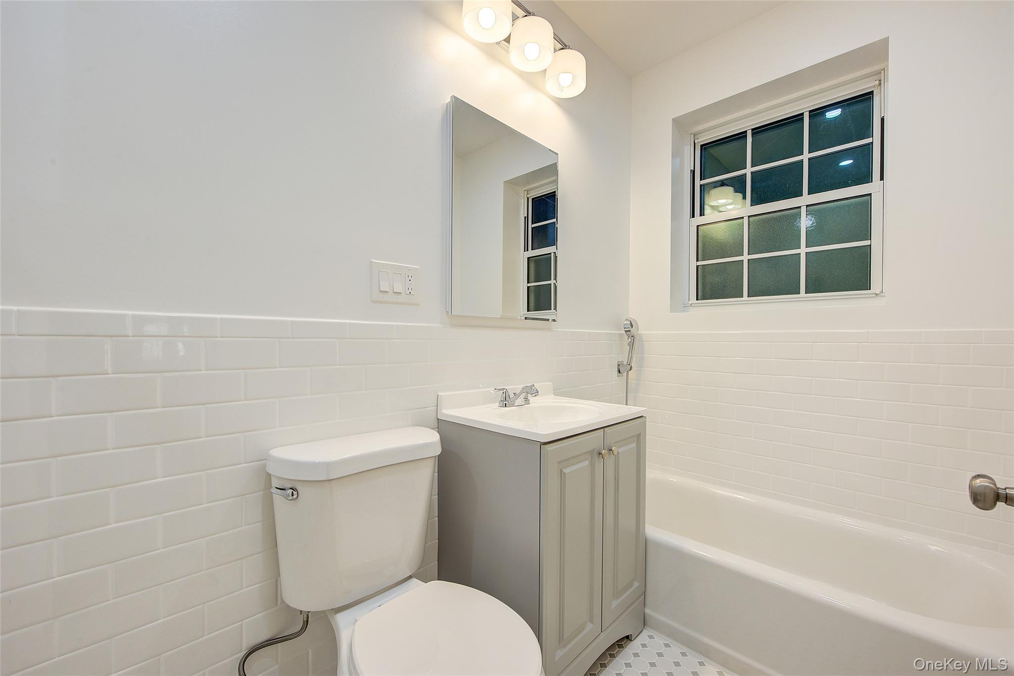 77-12 35th Avenue, Unit A11 photo 28
