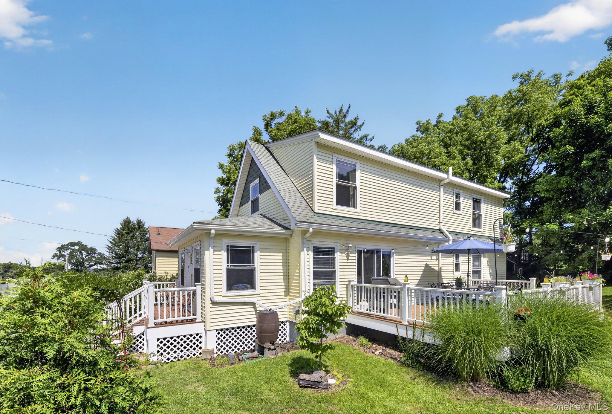 256 E Main Street – For Sale photo 7