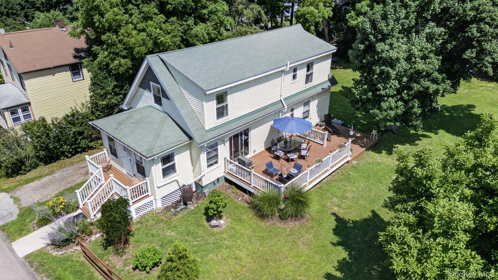 256 E Main Street – For Sale photo 5
