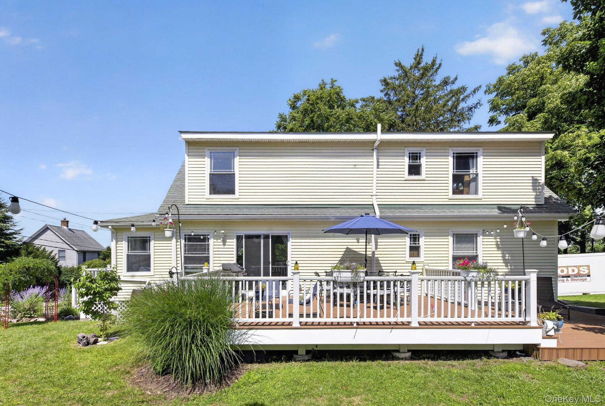 256 E Main Street – For Sale photo 9