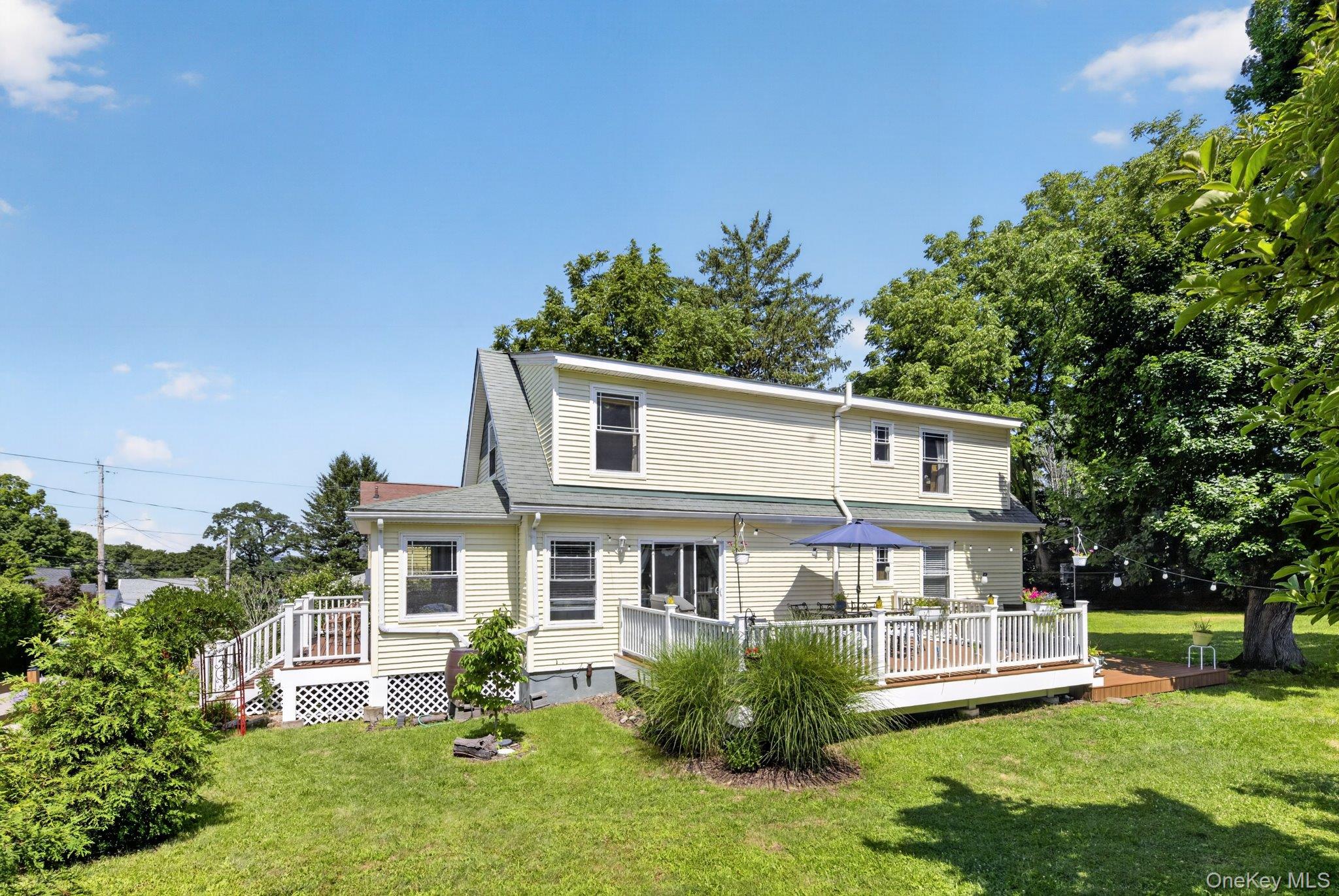 256 E Main Street – For Sale photo 6