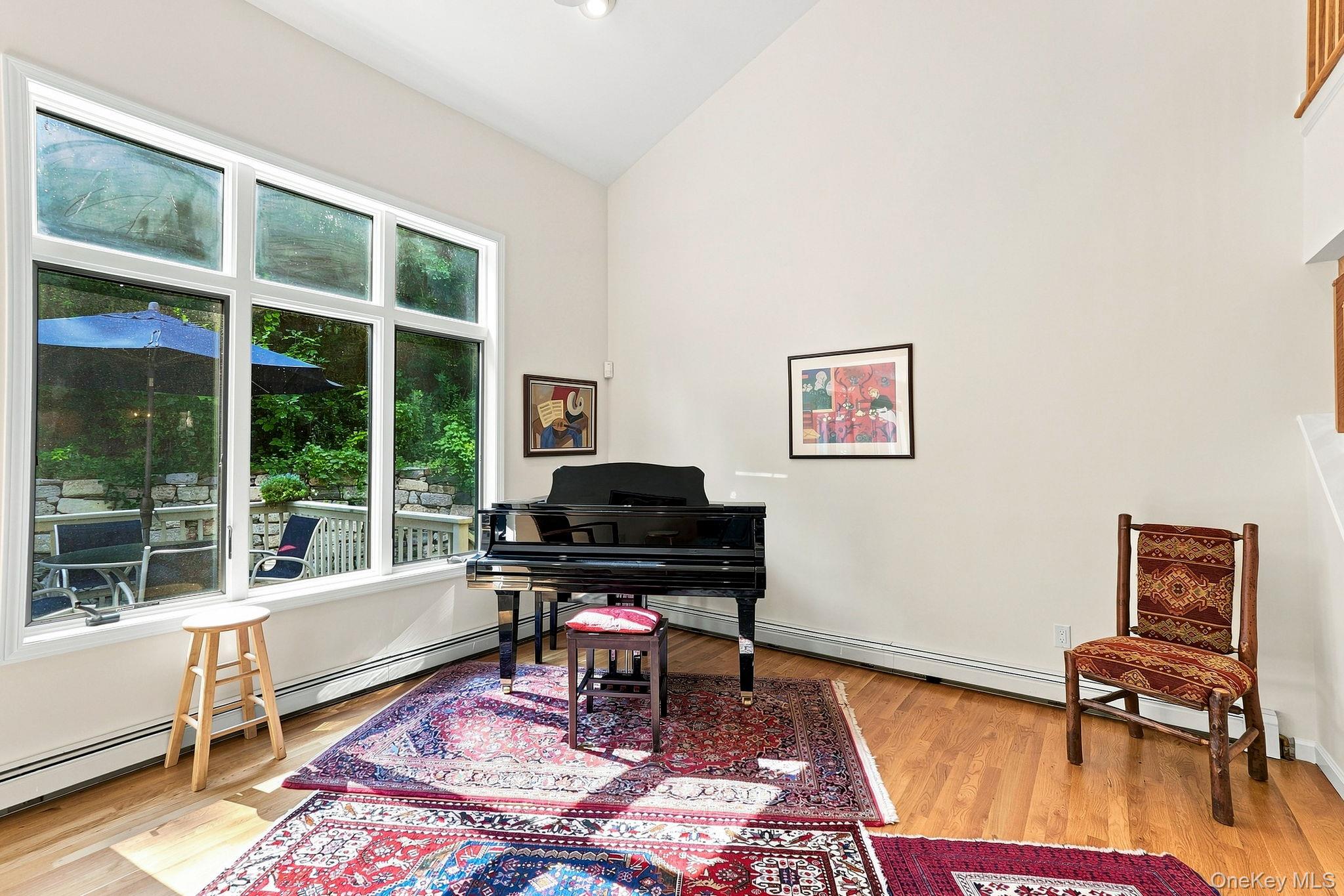 25 Fawn Lane – For Sale photo 4