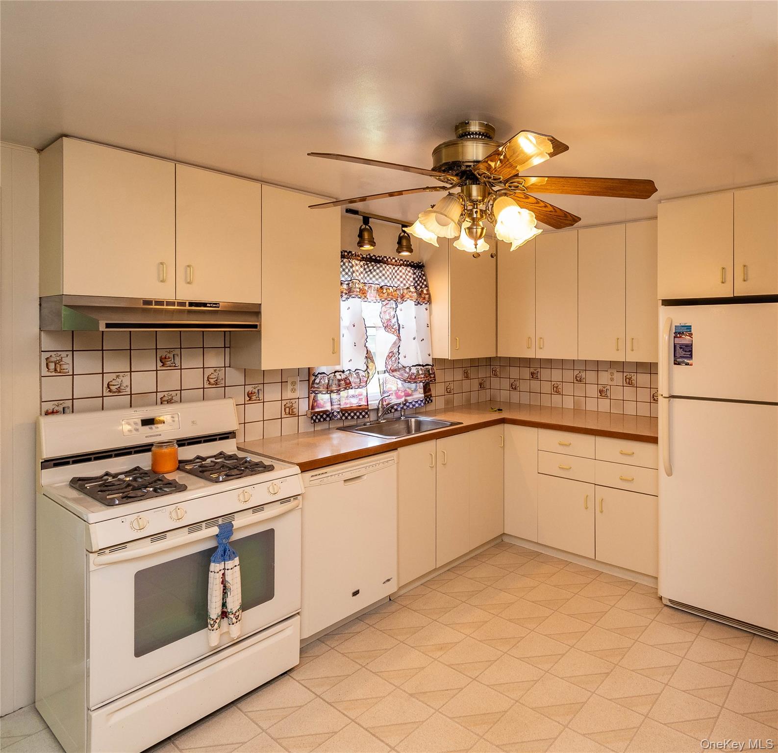 26 Beatty Lane – For Sale photo 25
