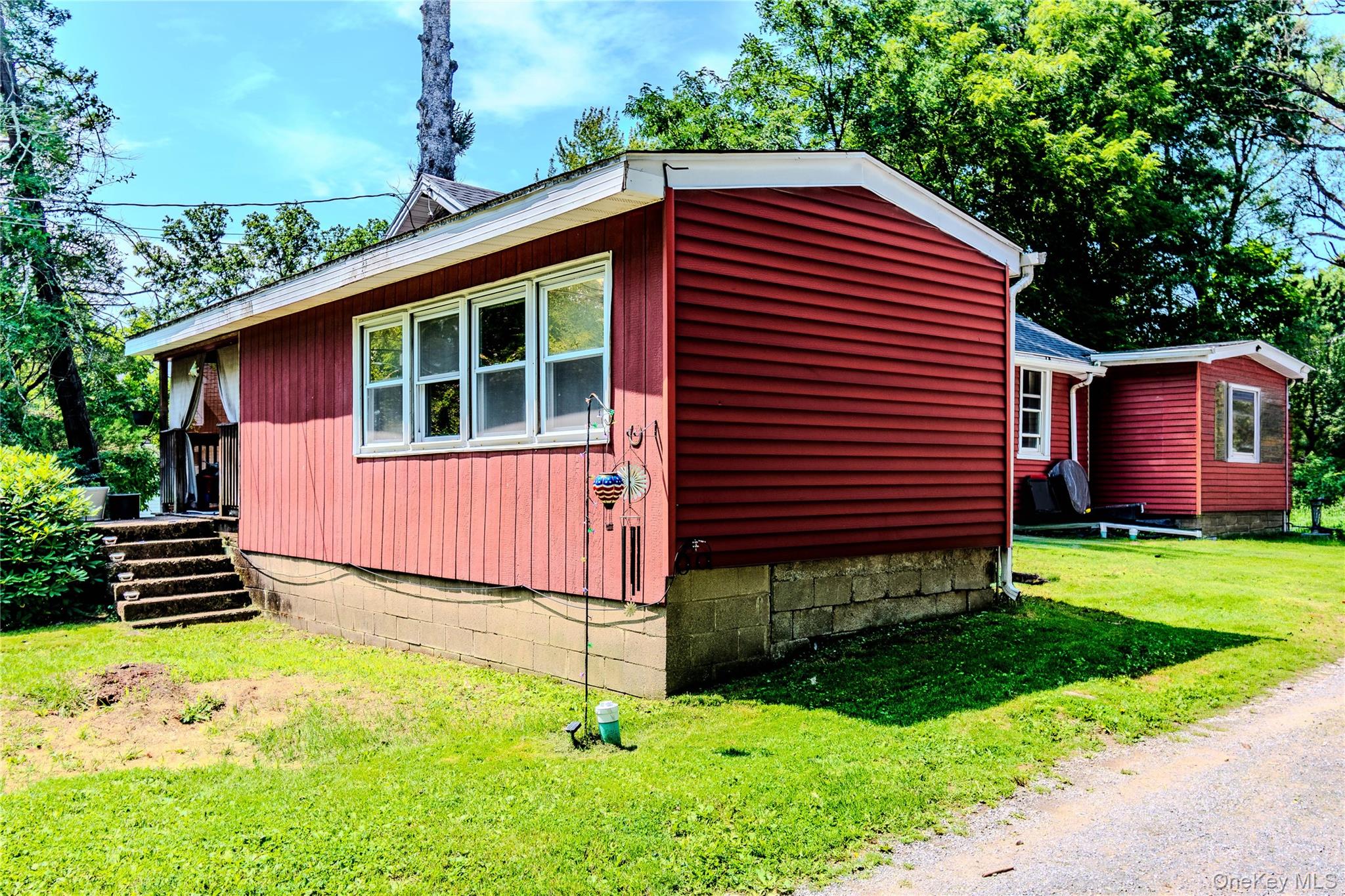 95 Riley Road – For Sale photo 3