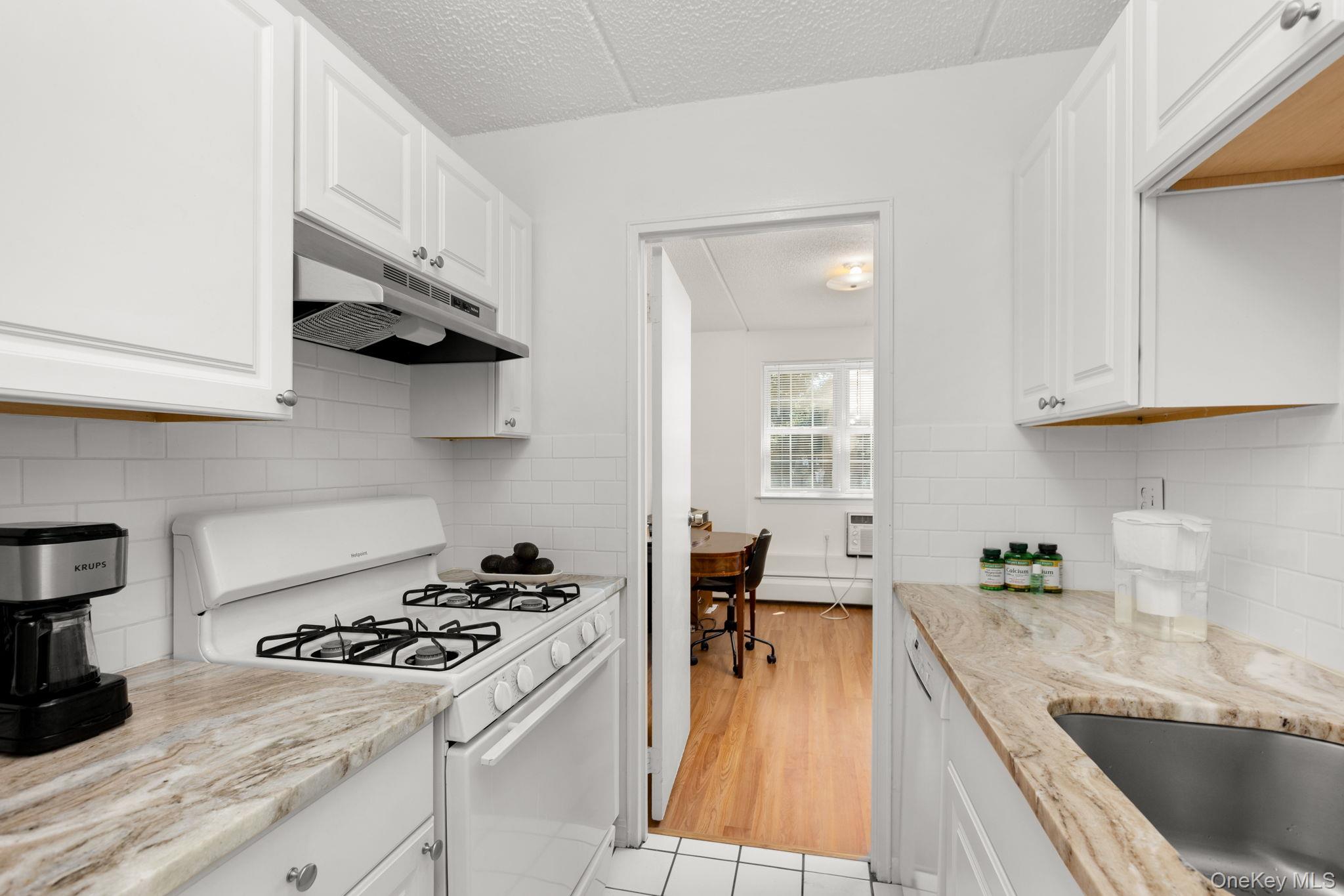 2 Consulate Drive, Unit 3G photo 6