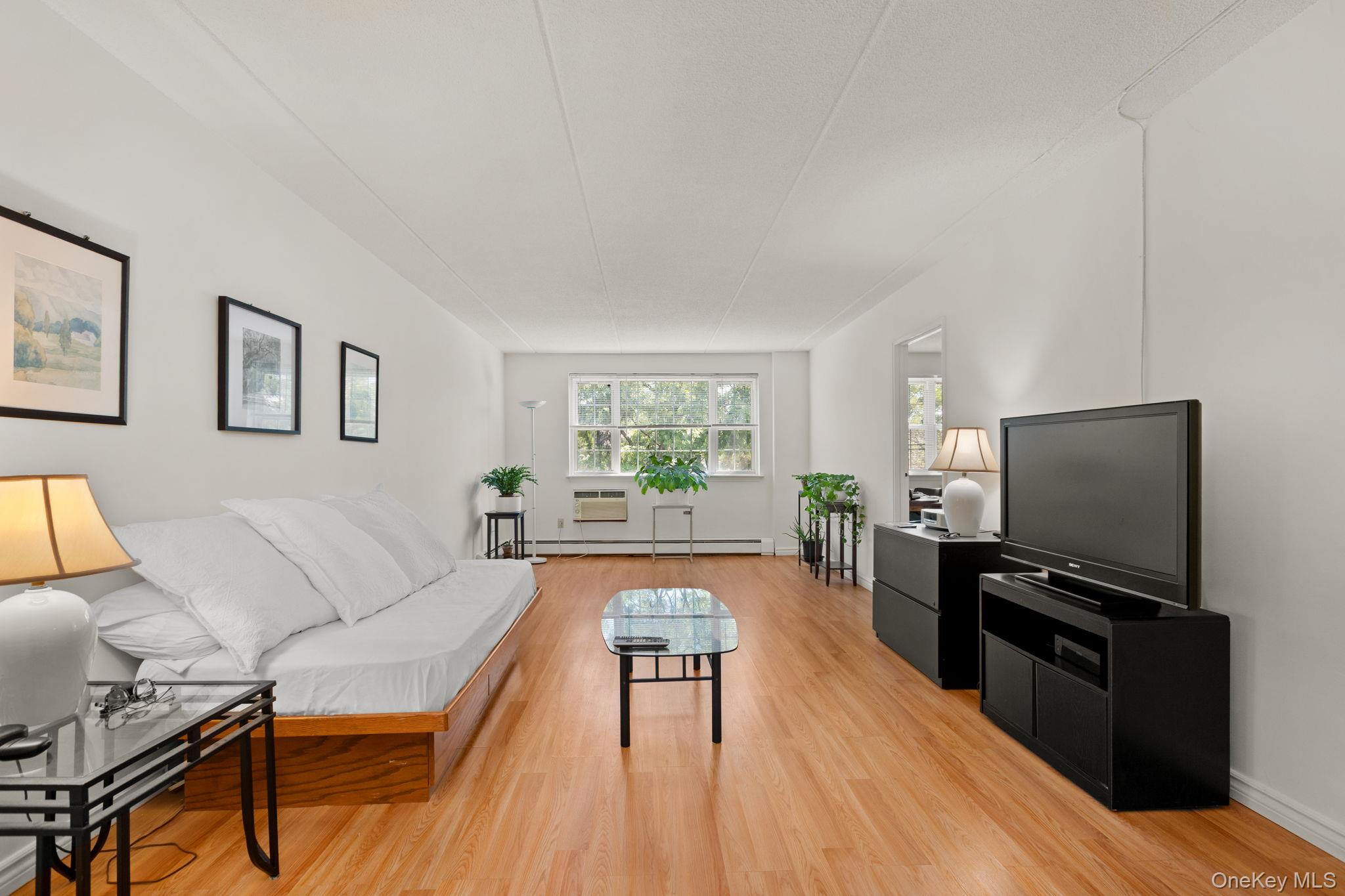 2 Consulate Drive, Unit 3G photo 9