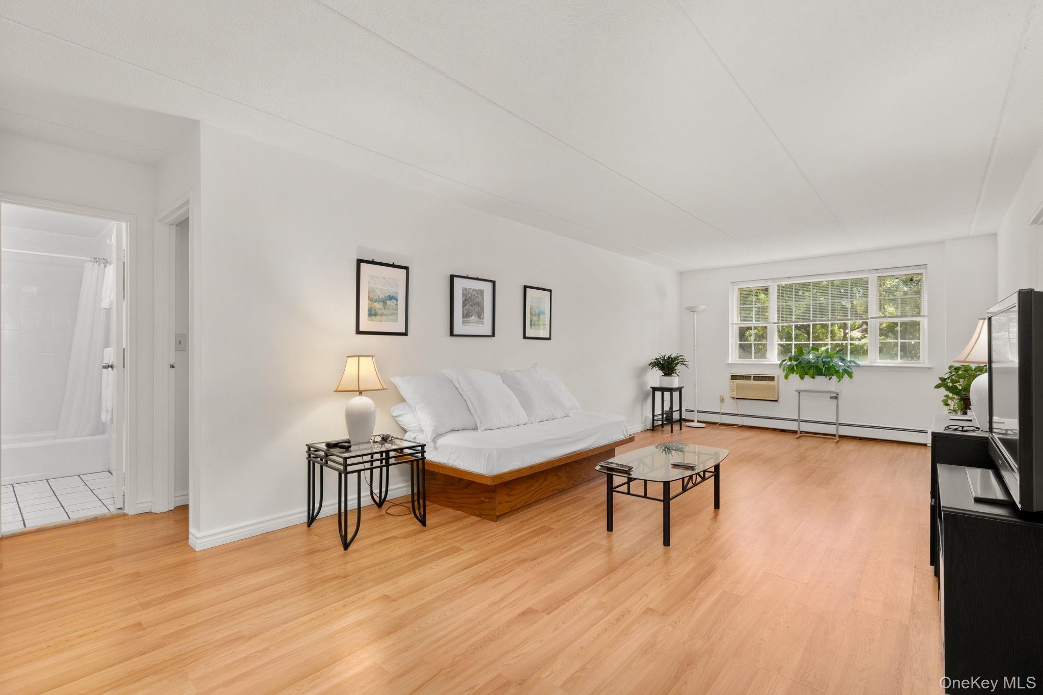 2 Consulate Drive, Unit 3G photo 7