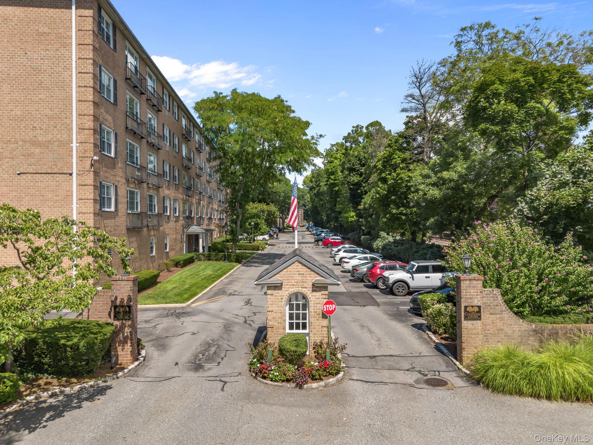 2 Consulate Drive, Unit 3G photo 3