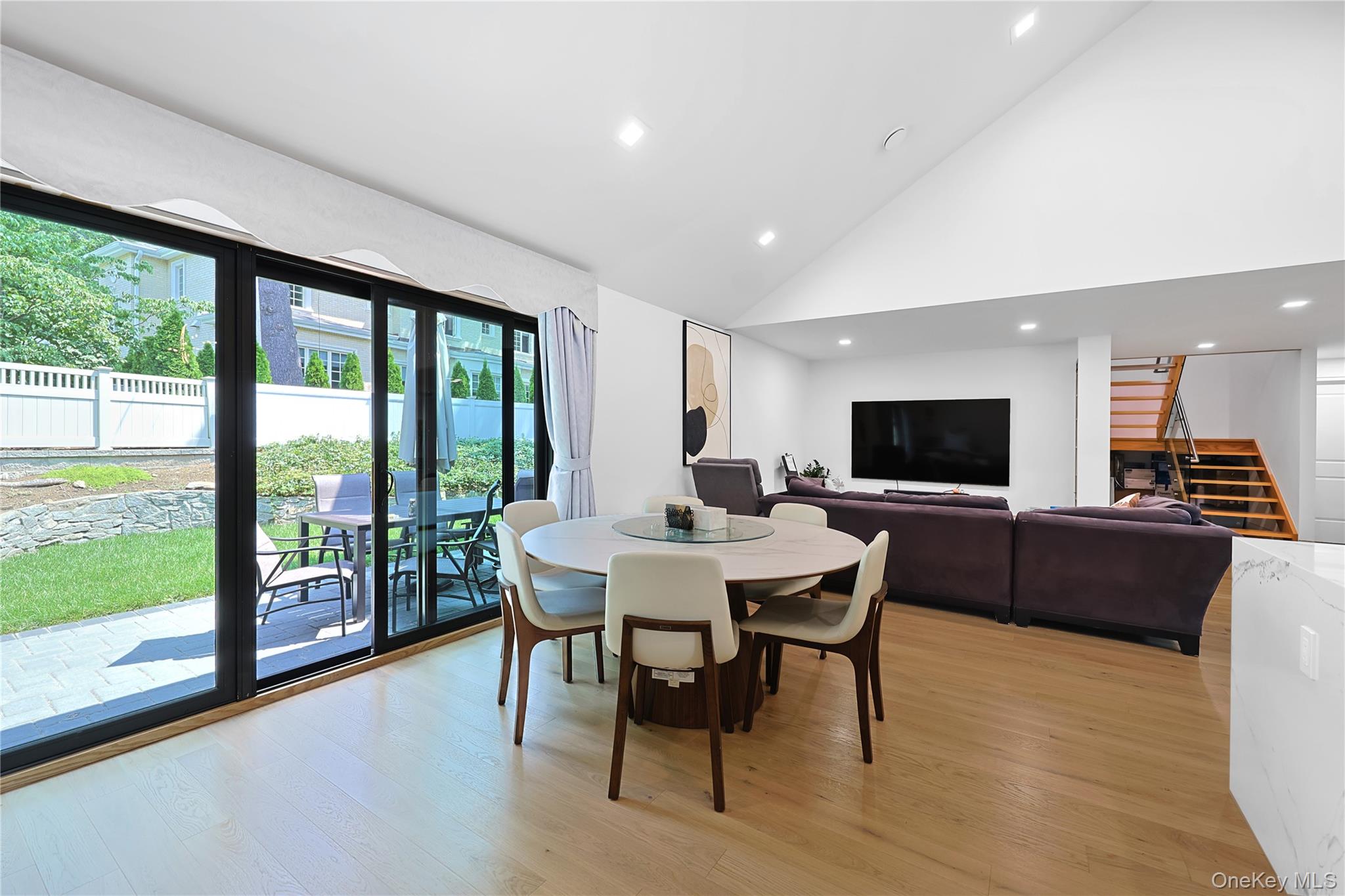 5 Market Lane – For Sale photo 5