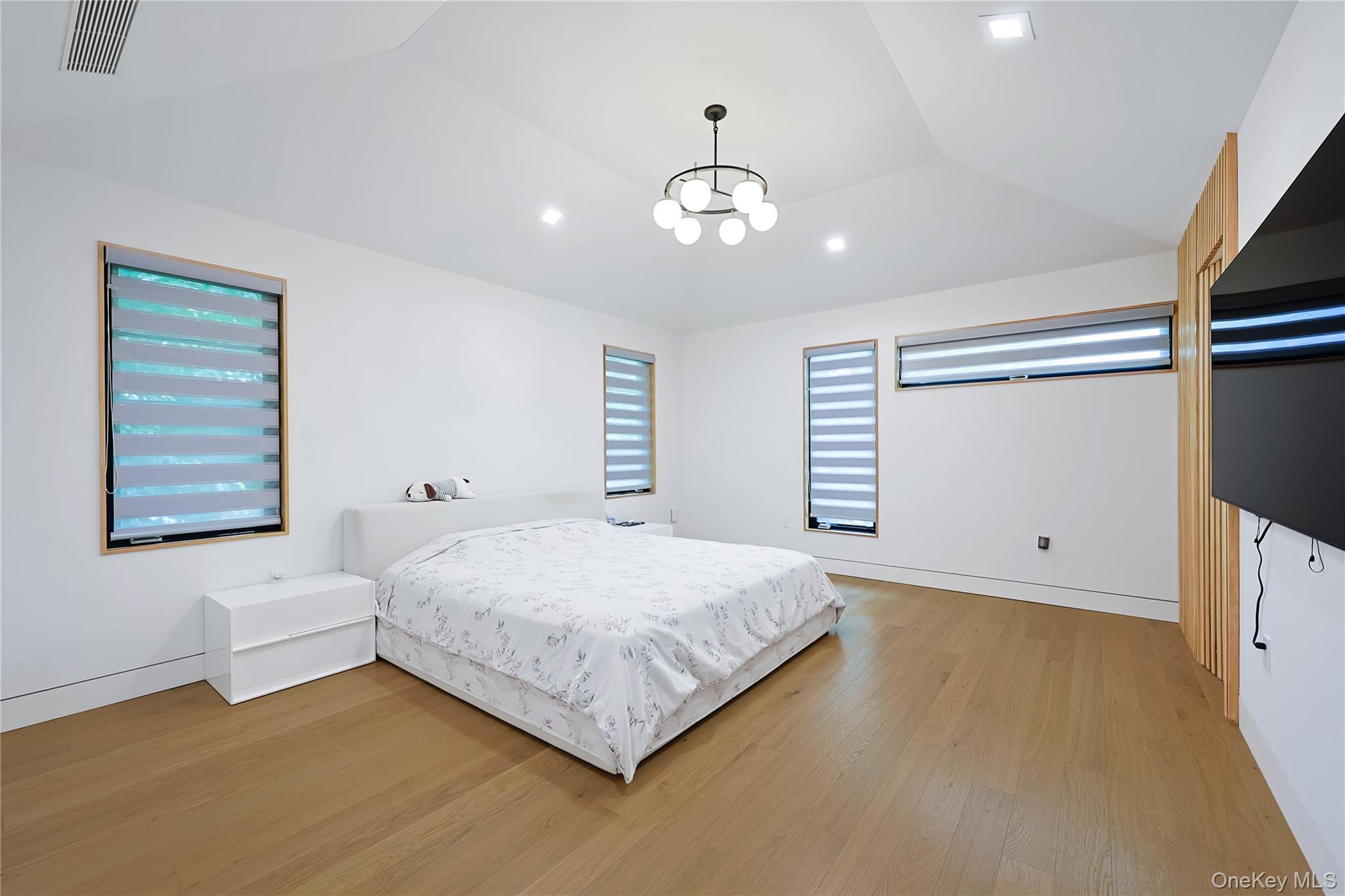 5 Market Lane – For Sale photo 15