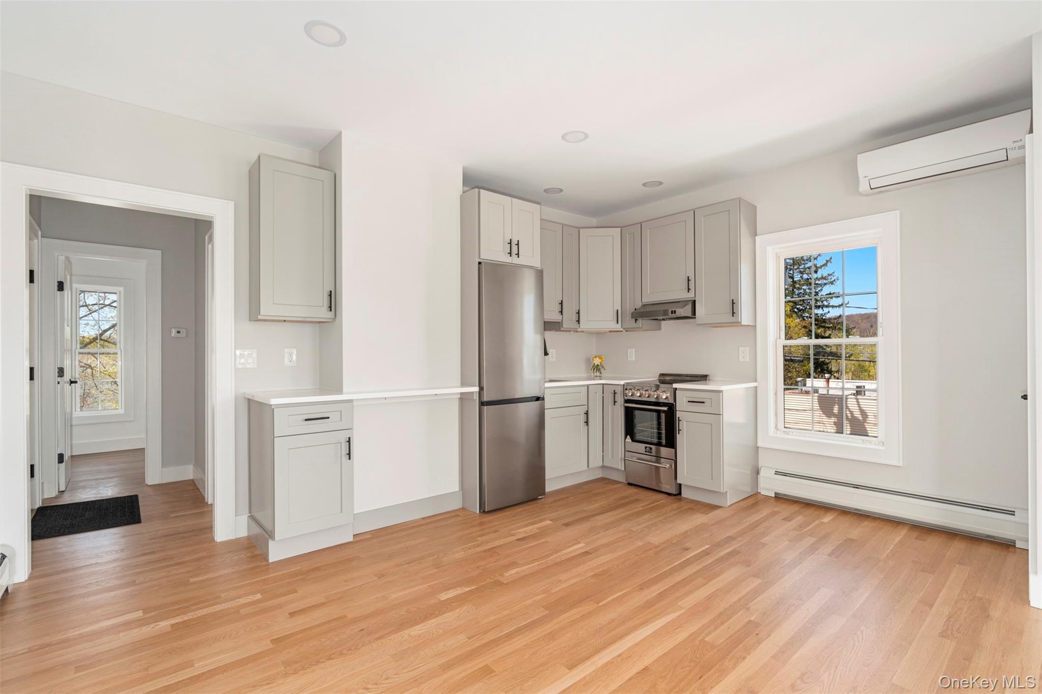 12 Oakland Avenue, Unit 1 photo 2