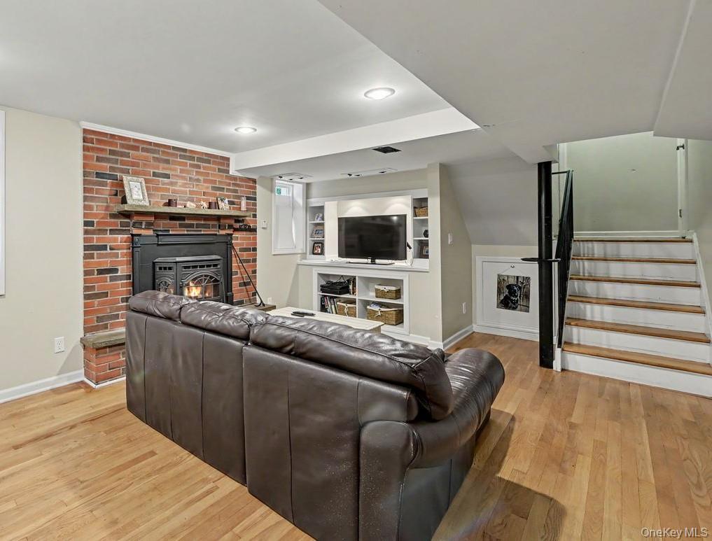 2 Edward Street – For Sale photo 14