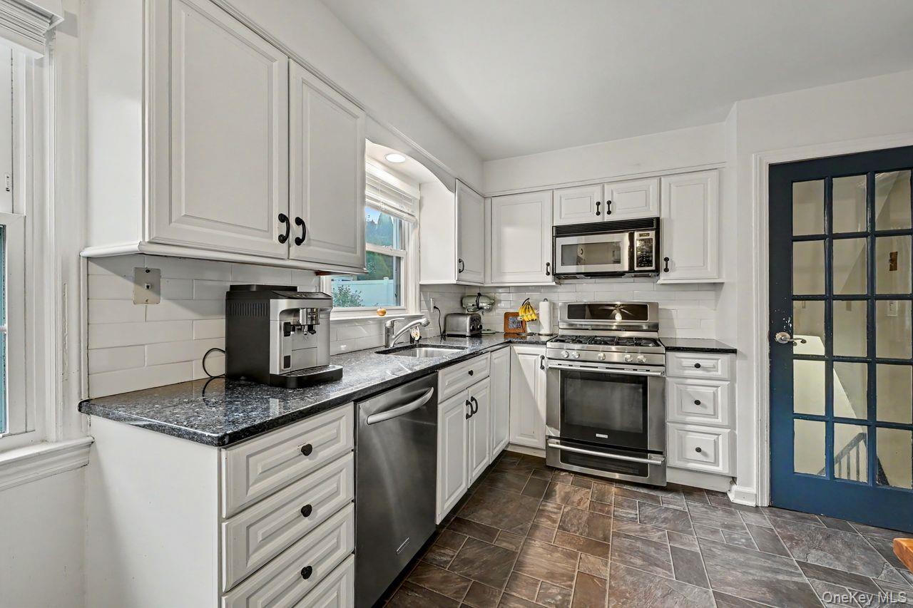 2 Edward Street – For Sale photo 9