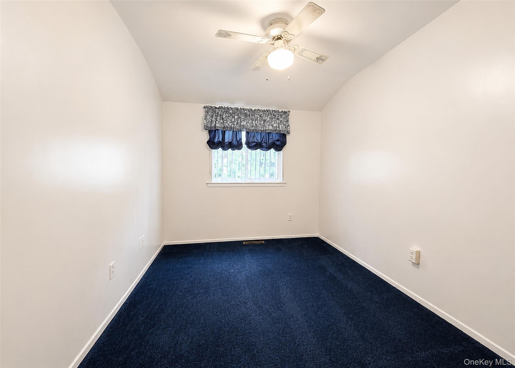 1 Wooded Way, Unit 1 photo 14