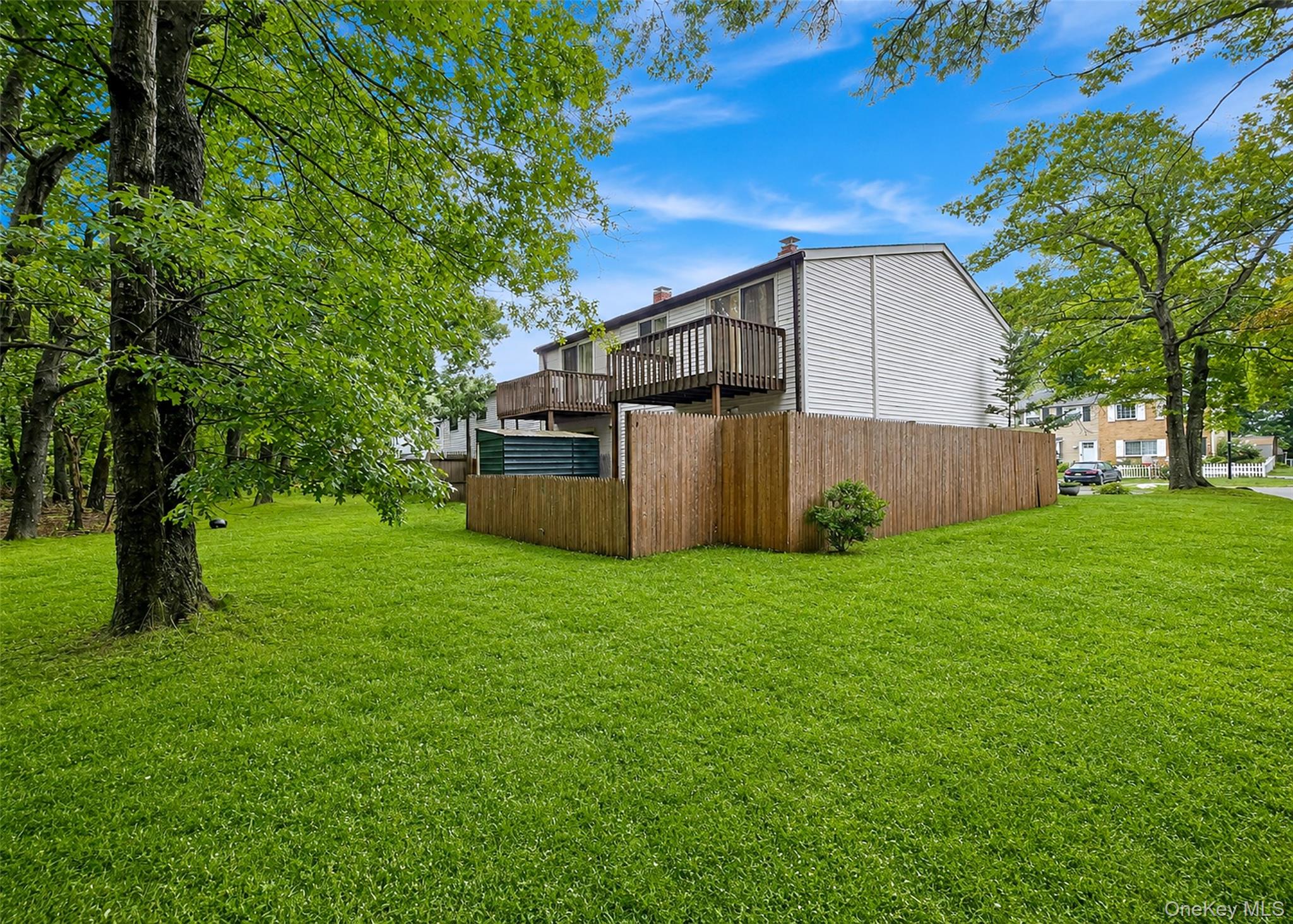 1 Wooded Way, Unit 1 photo 16