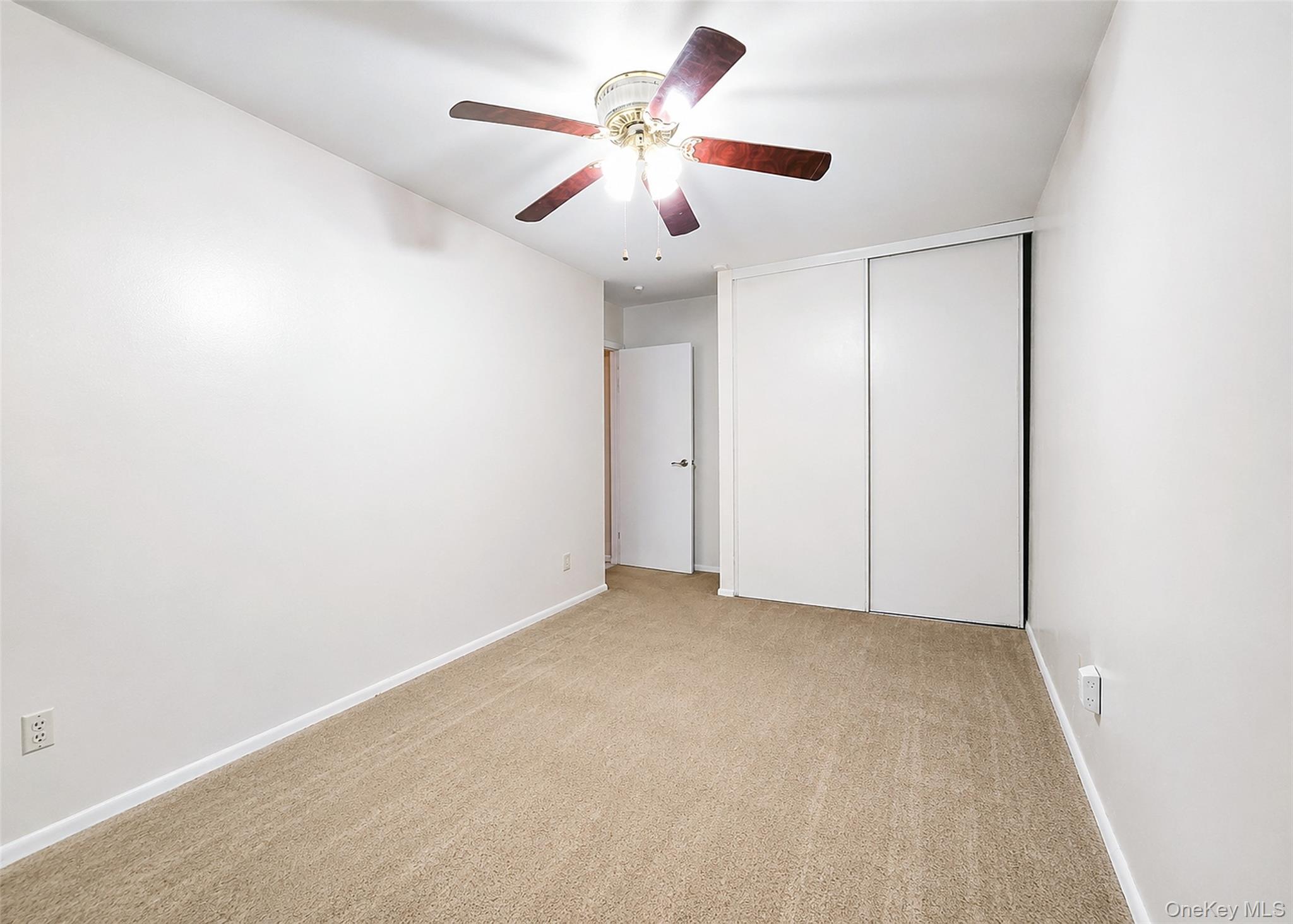 1 Wooded Way, Unit 1 photo 13