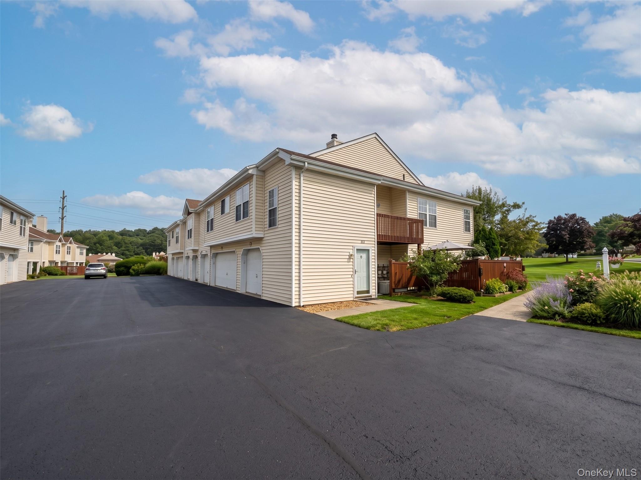 3706 Whispering Hills – For Sale photo 4