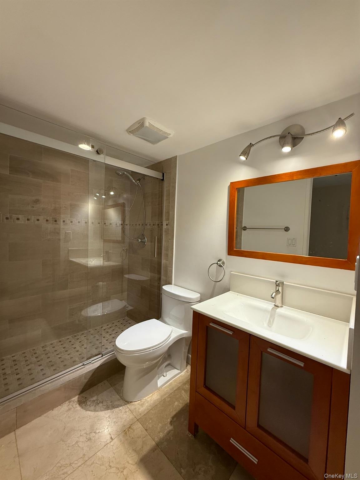 210 174th ST Unit 419 Collins Avenue, Unit 419 photo 11