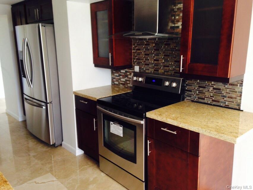 210 174th ST Unit 419 Collins Avenue, Unit 419 photo 3
