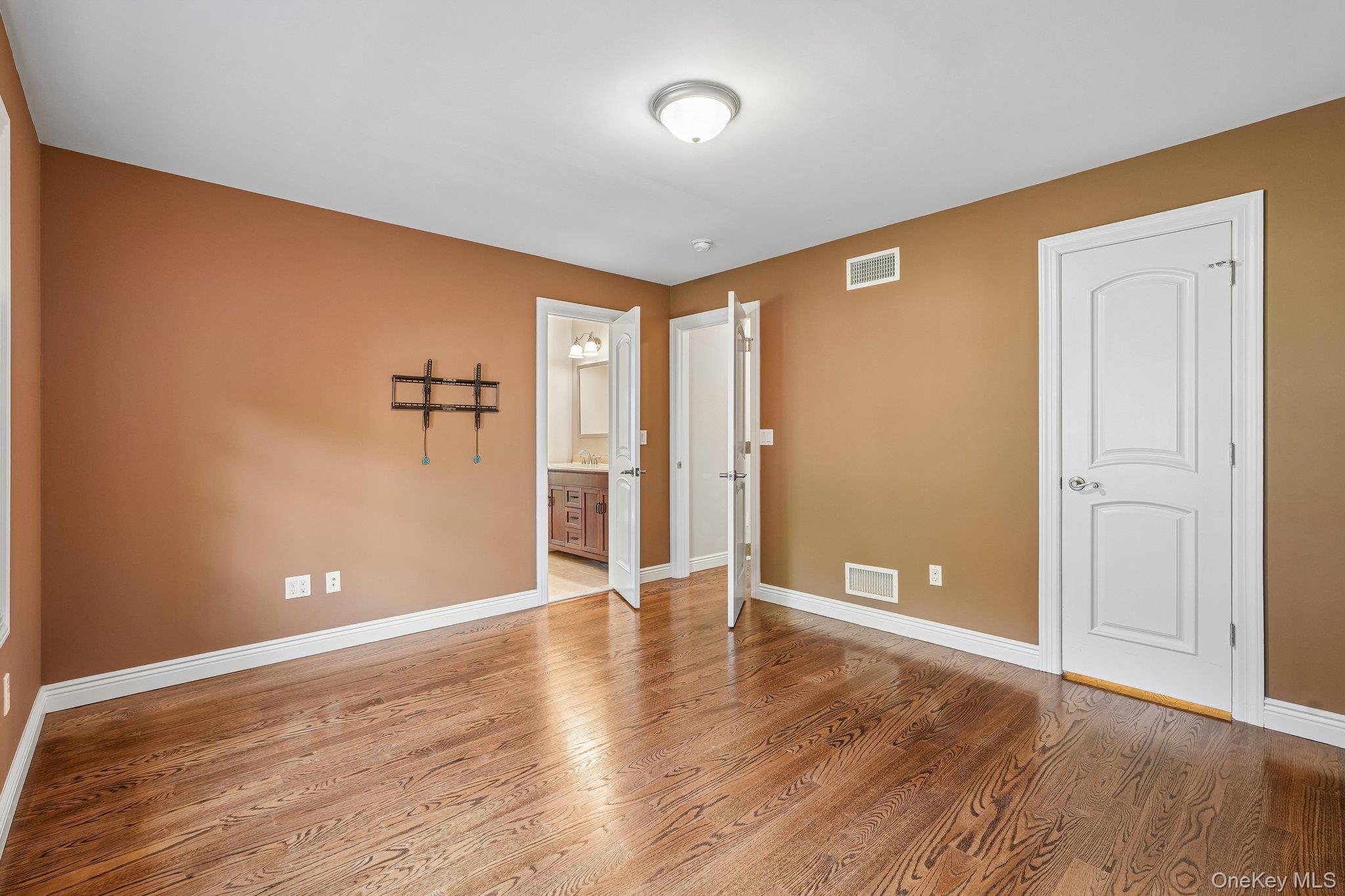 7 Ann Place – For Sale photo 12