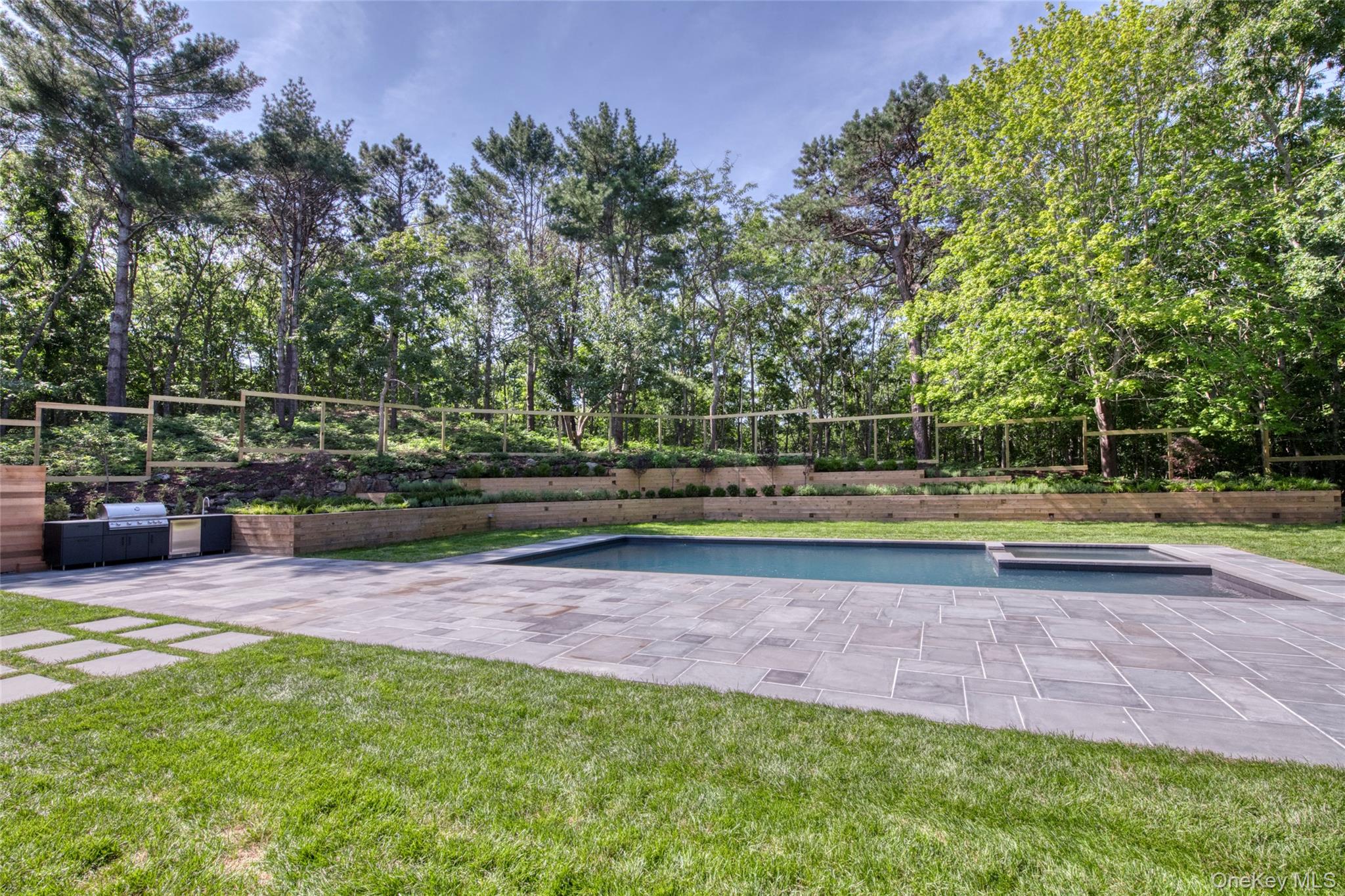 560 Little Noyack Path – For Sale photo 6