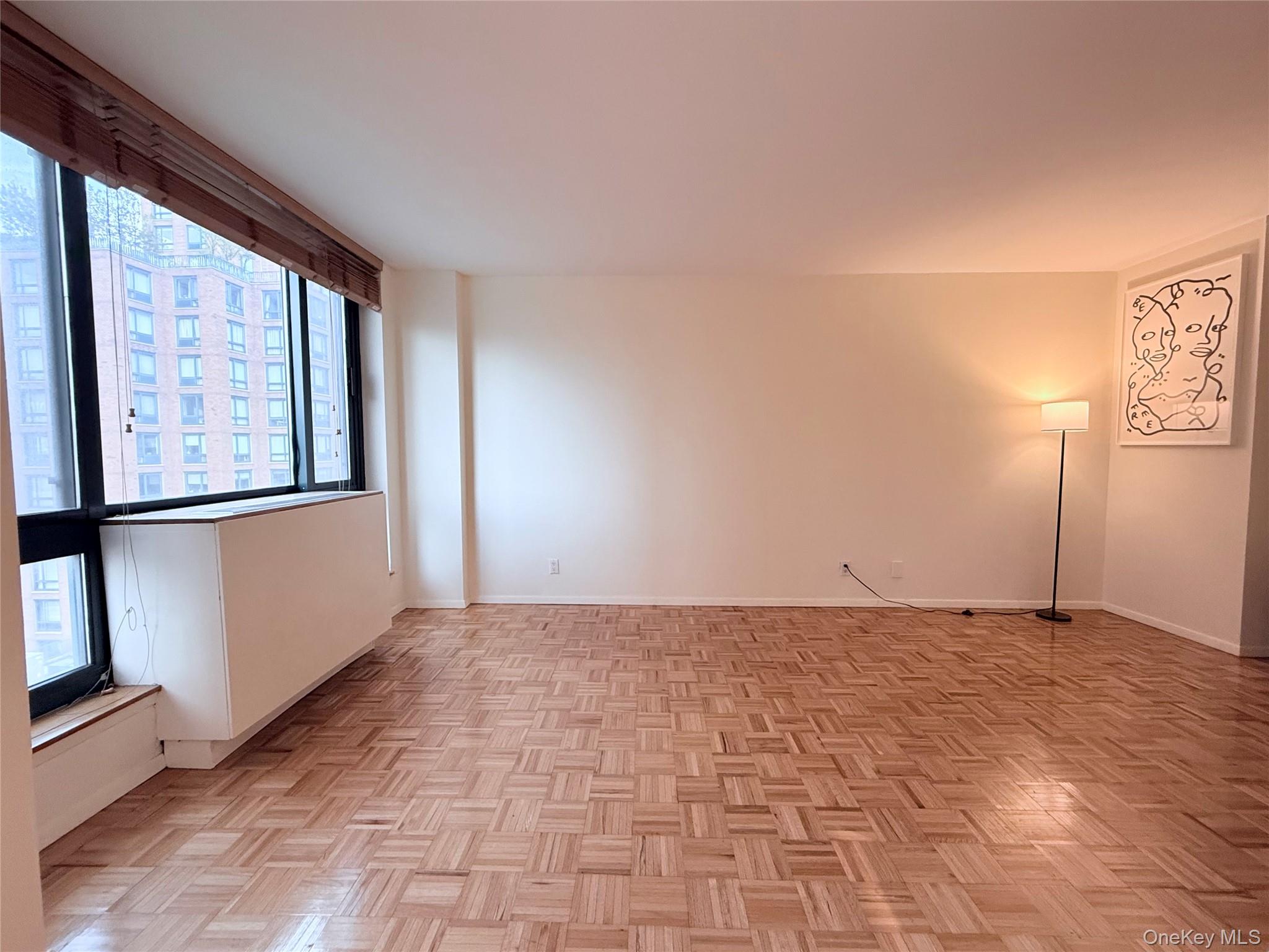 1 Irving Place, Unit U17H photo 2