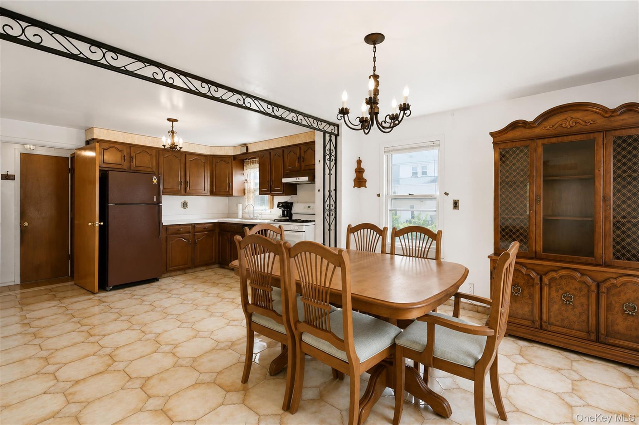 99 Homestead Place – For Sale photo 7