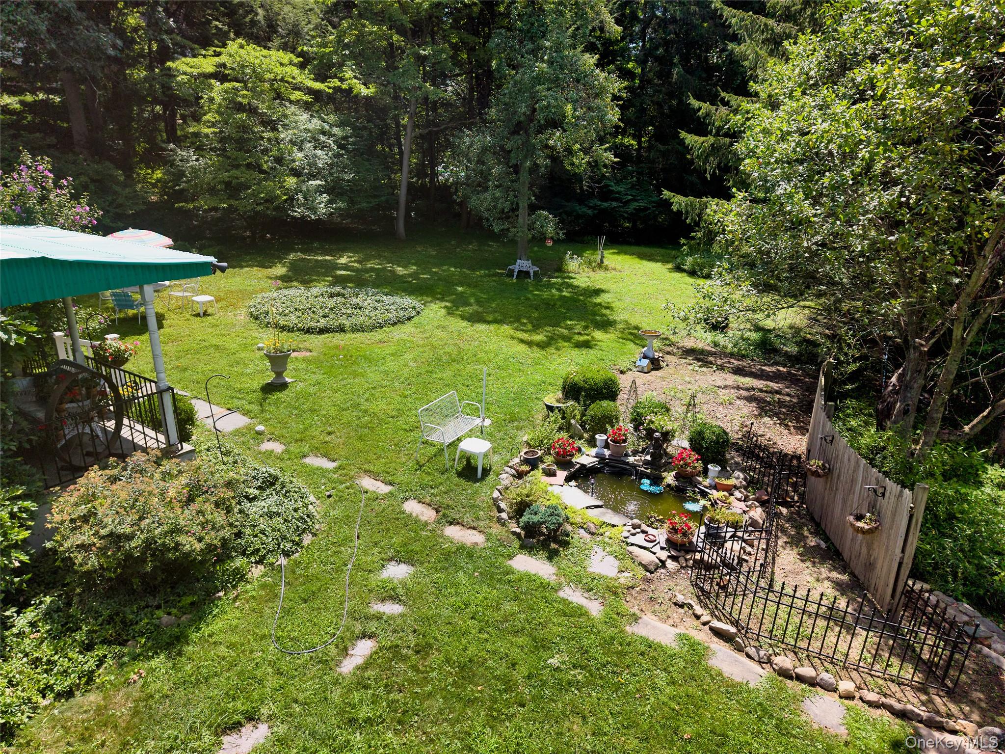6 Laurel Road – For Sale photo 36