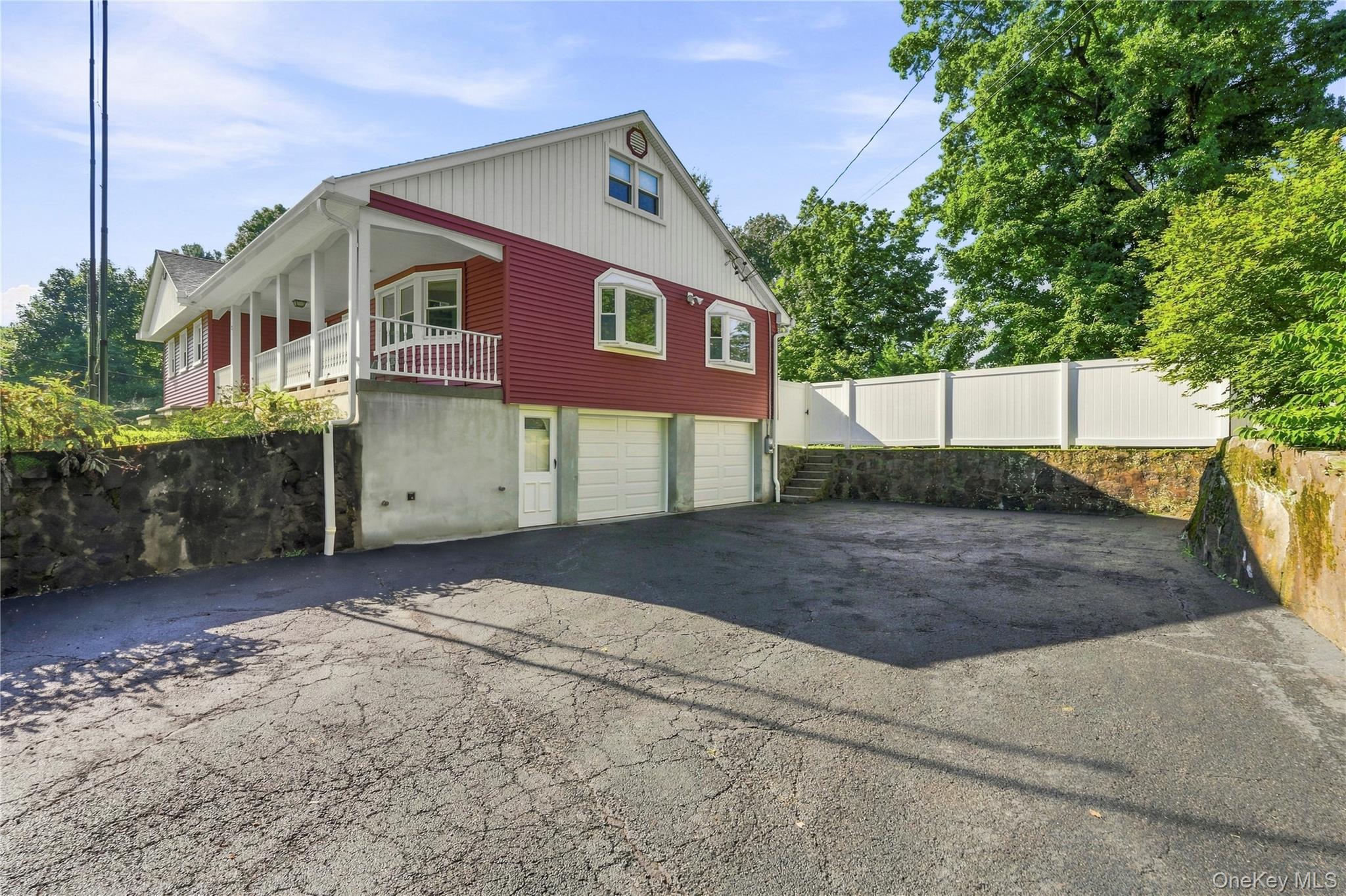 1 Henning Drive – For Sale photo 4