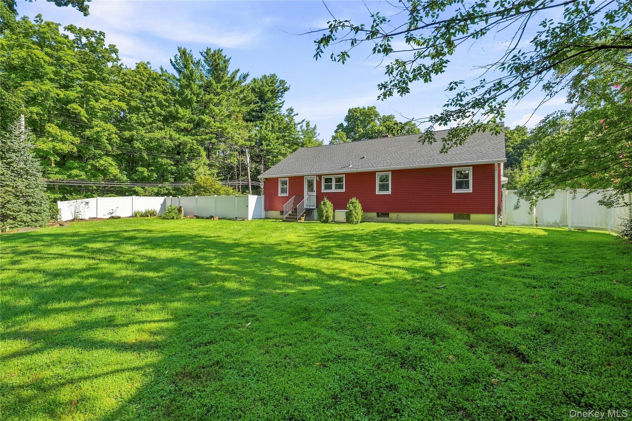 1 Henning Drive – For Sale photo 18