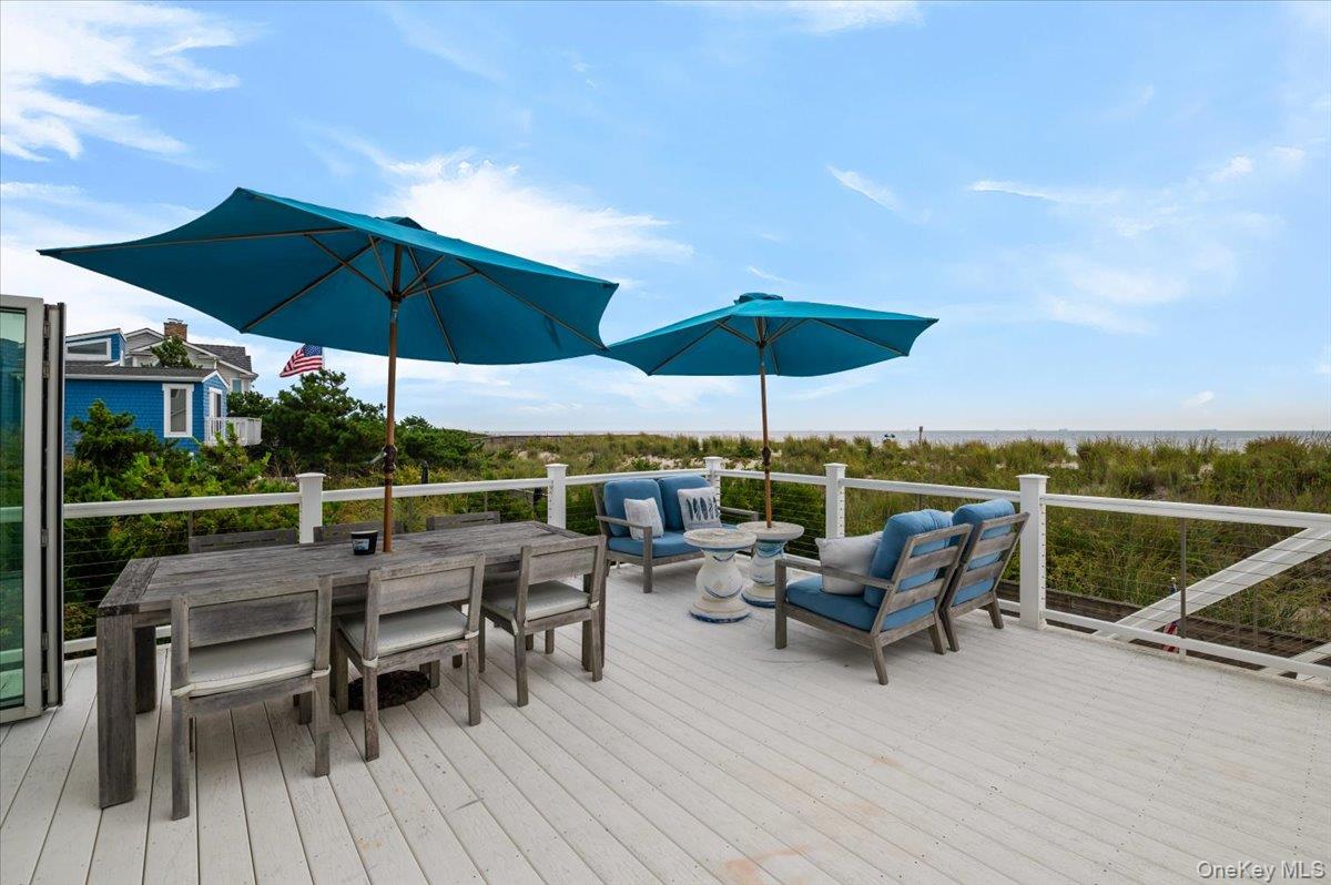 899 Oceanfront – For Sale photo 11